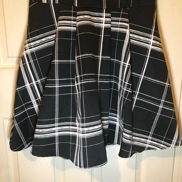 CLARA STORY Black Plaid Dress - Picture 6 of 8